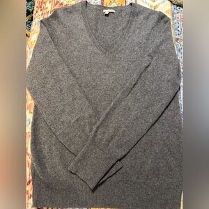 Halogen Gray 100% Cashmere V-Neck Sweater